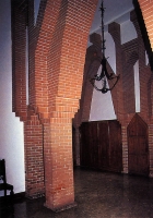 Gaudi: The Complete Buildings артикул 267d.